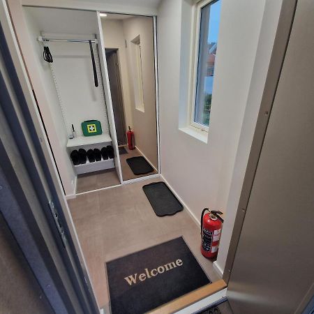 Northern Living 2 Room With Shared Bathroom Tromso Exterior photo